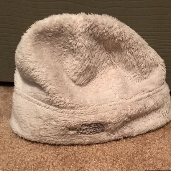 Girls North Face Winter Hat | Poshmark